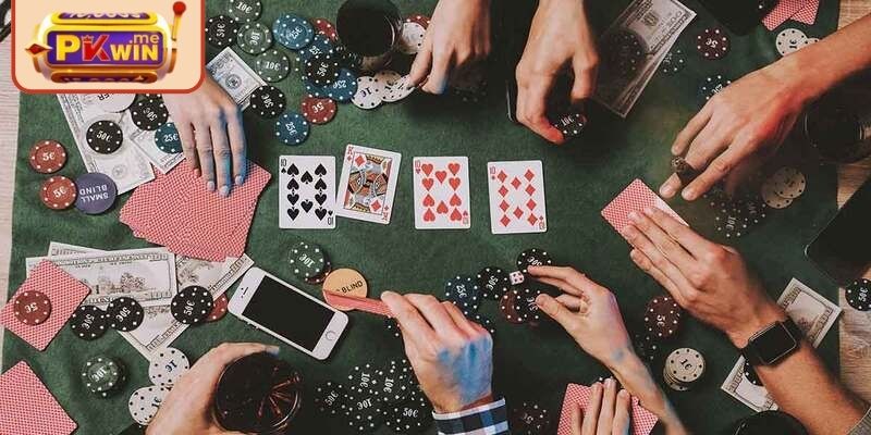 Hệ thống phần thưởng của poker trực tuyến
